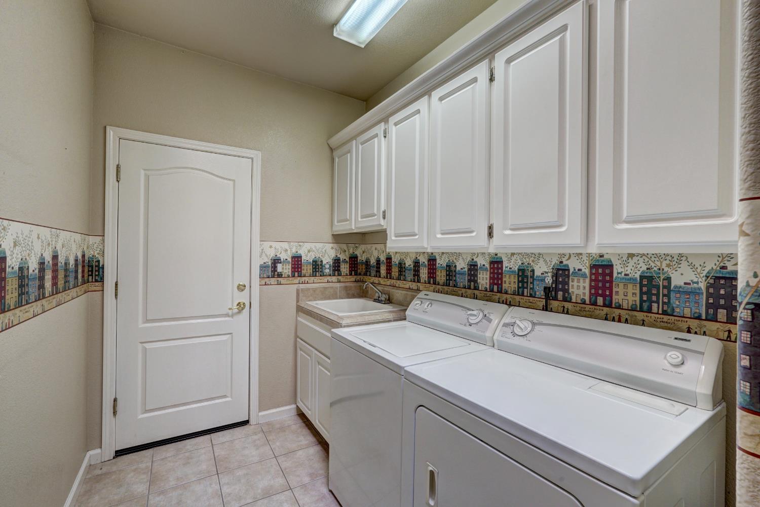 1445 Panorama Court
