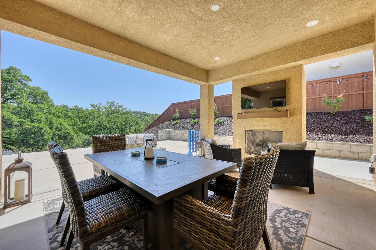 927 Greeley Court