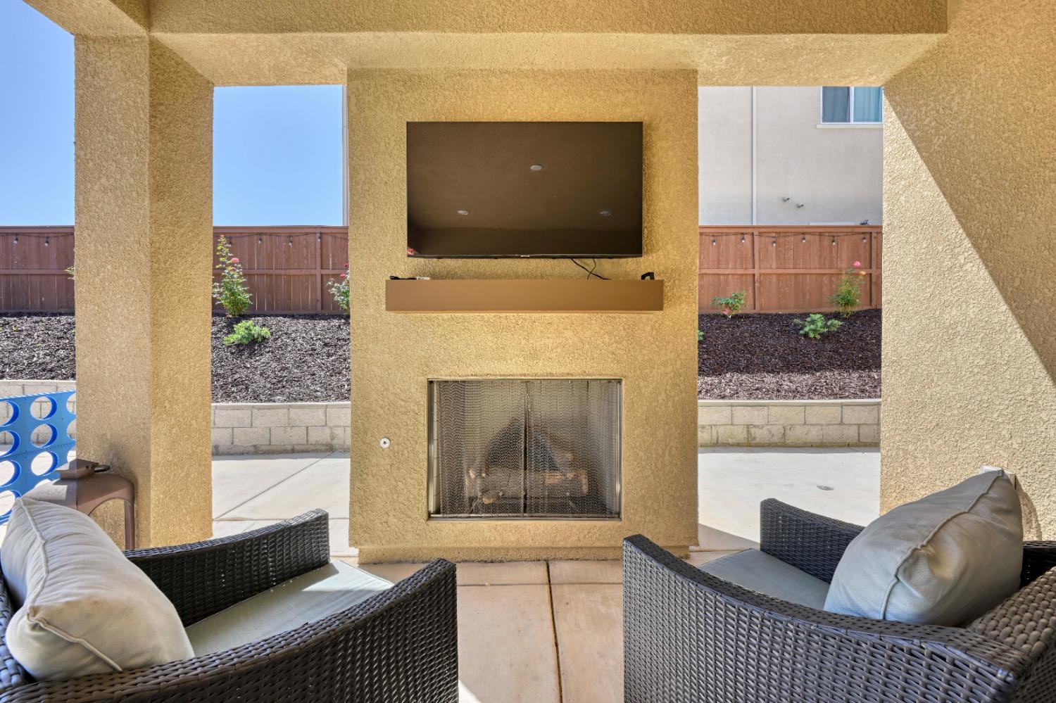 927 Greeley Court