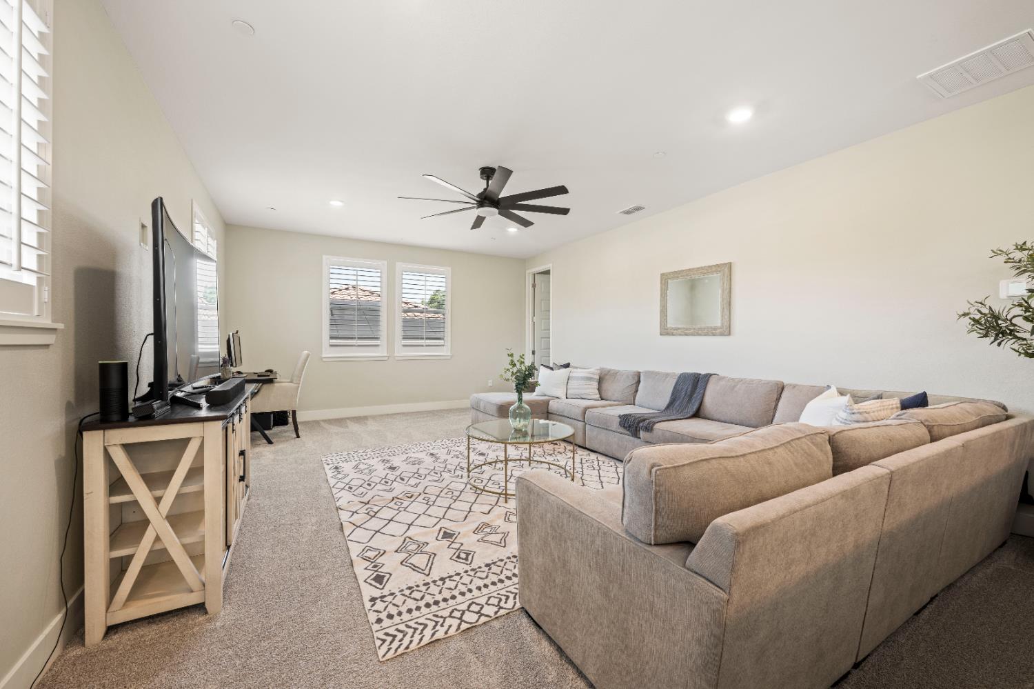 927 Greeley Court