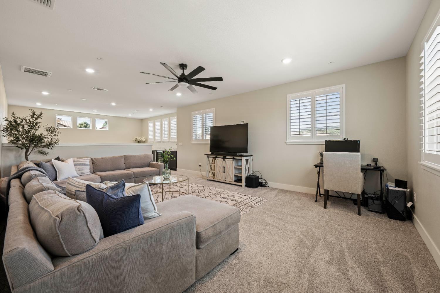 927 Greeley Court