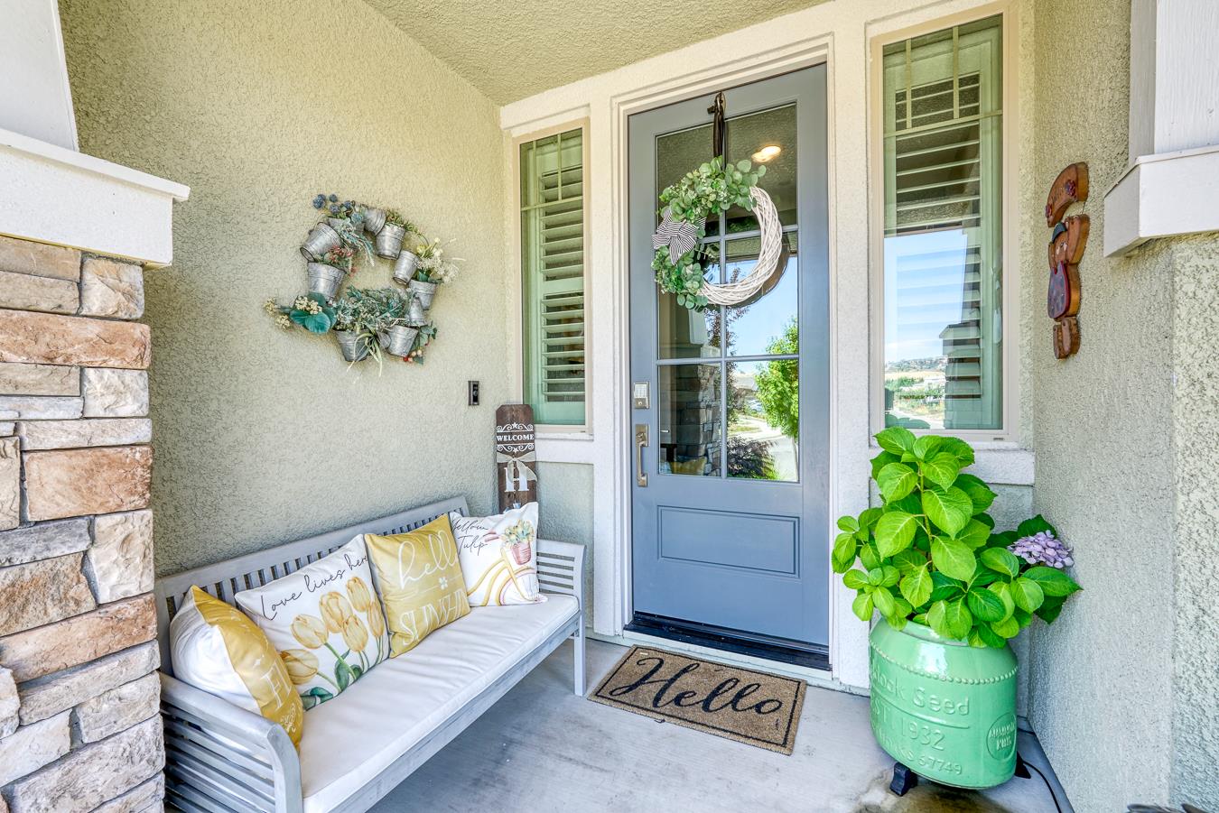 2913 Calypso Circle