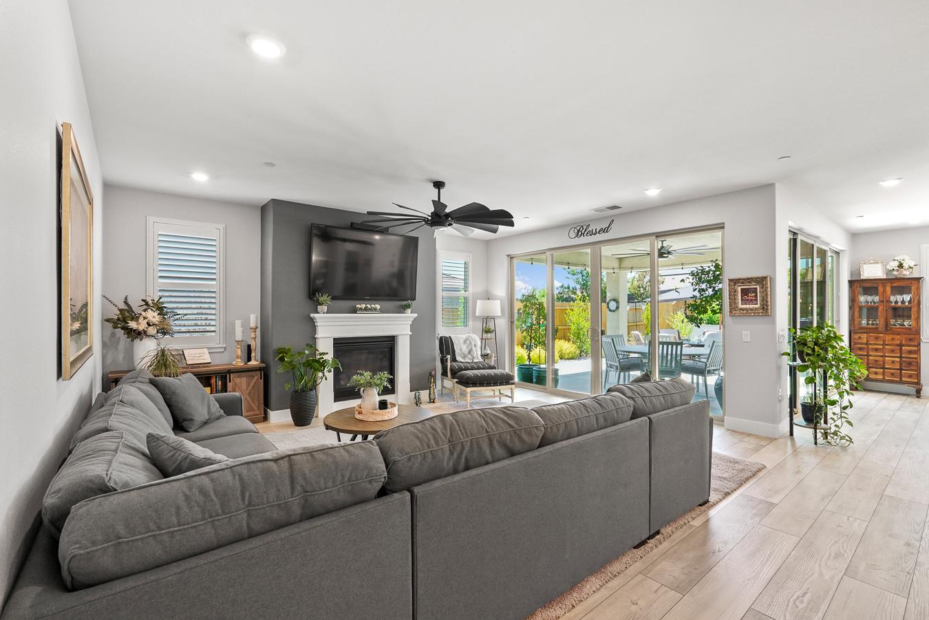 2913 Calypso Circle