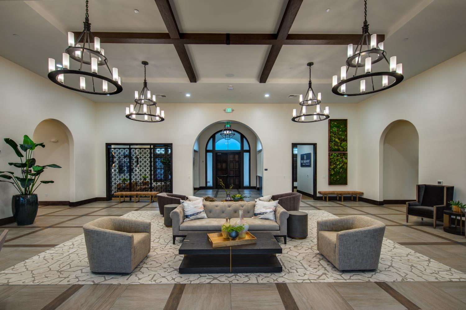 2913 Calypso Circle