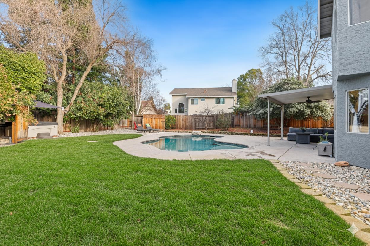 108 Bloomfield Way
