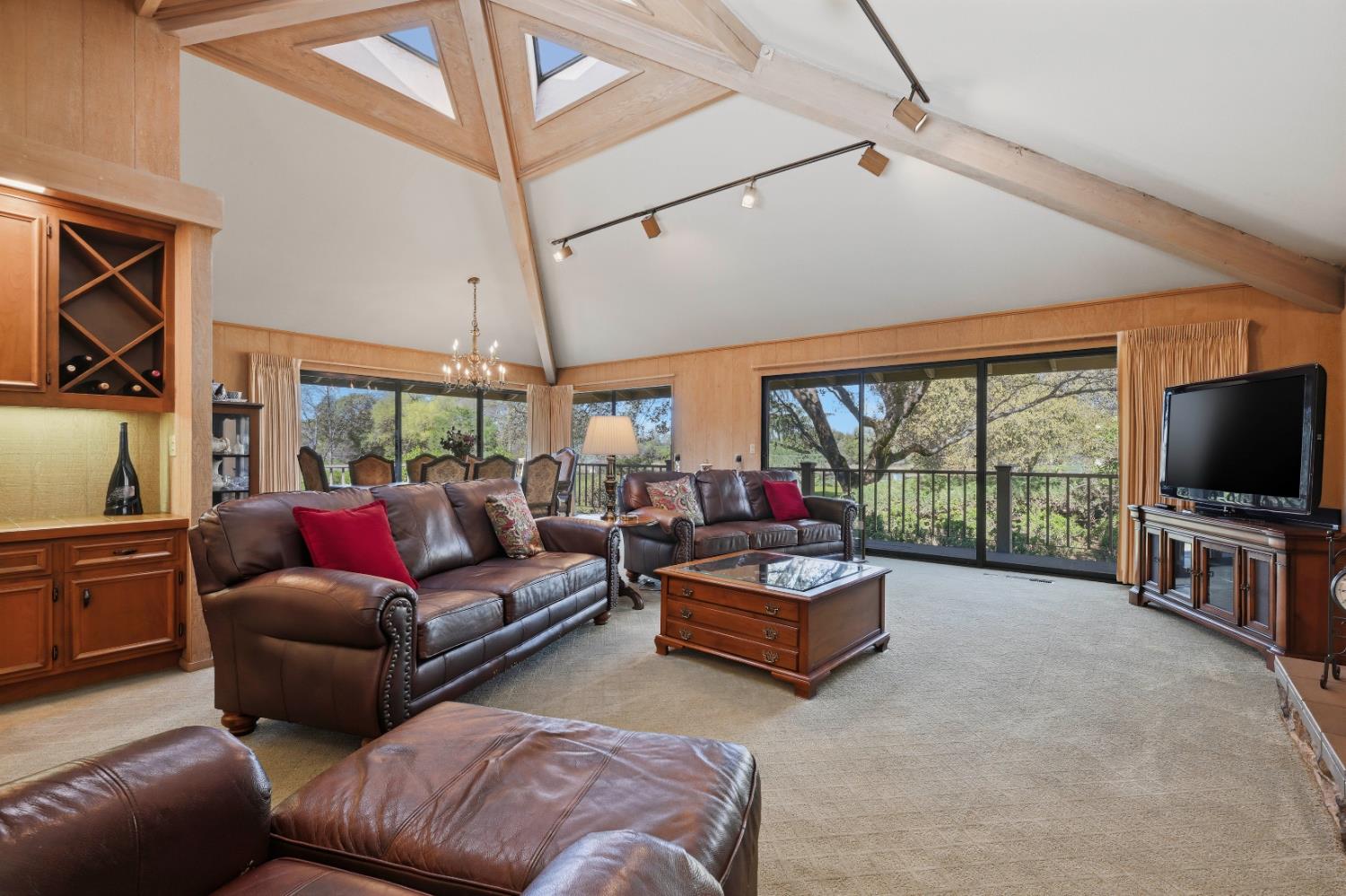 8860 Auburn Valley Road