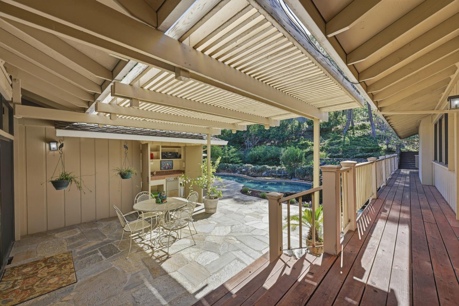 8860 Auburn Valley Road