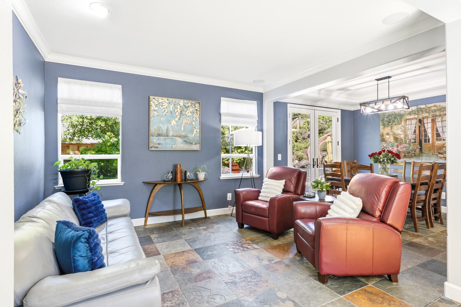 3086 Pescara Place