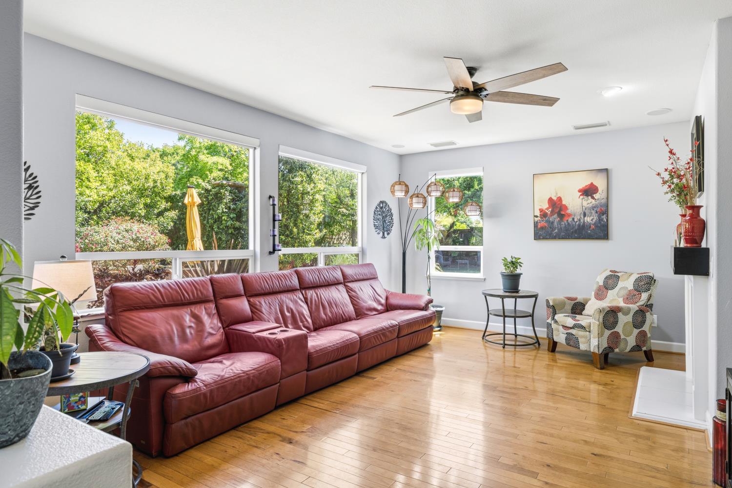 3086 Pescara Place
