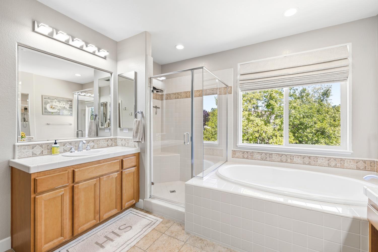 3086 Pescara Place