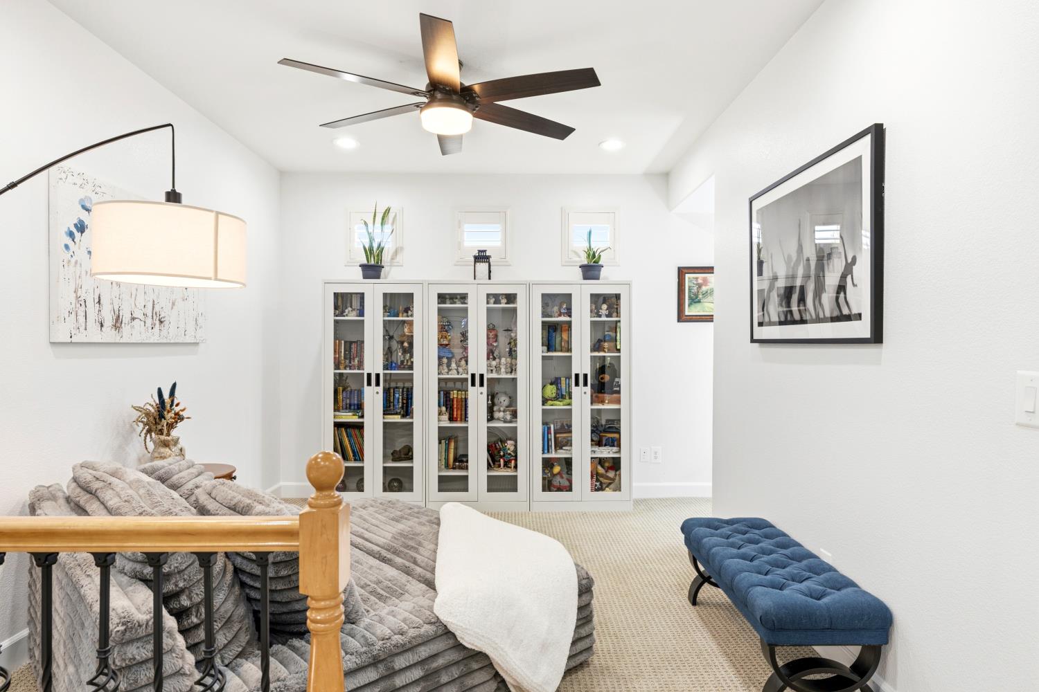 3086 Pescara Place