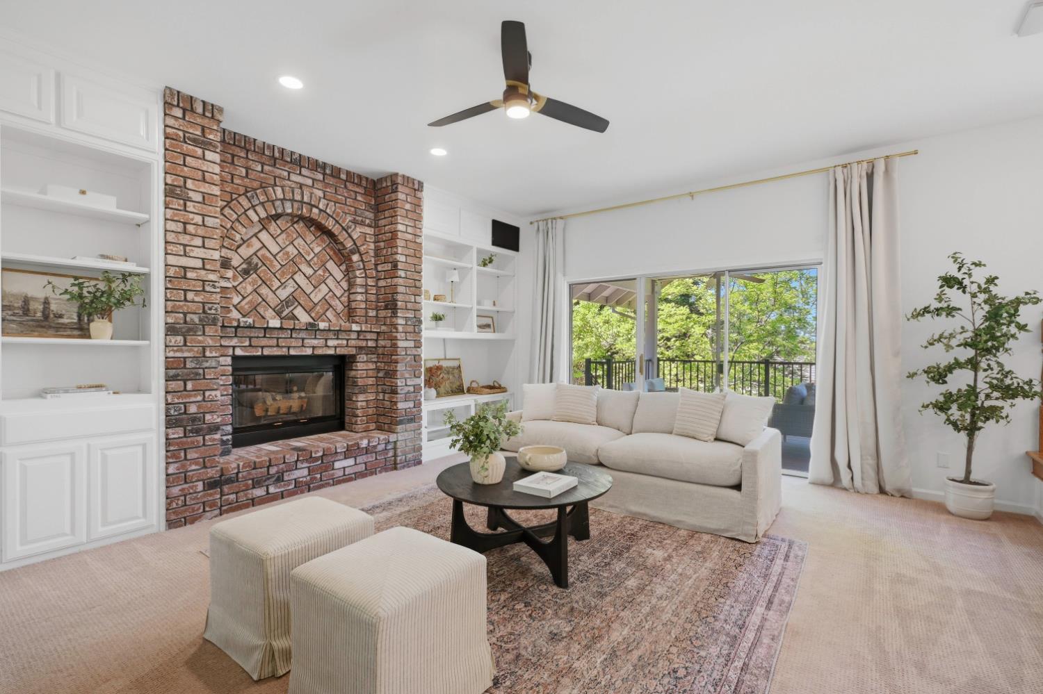 112 Woodsmoke Way