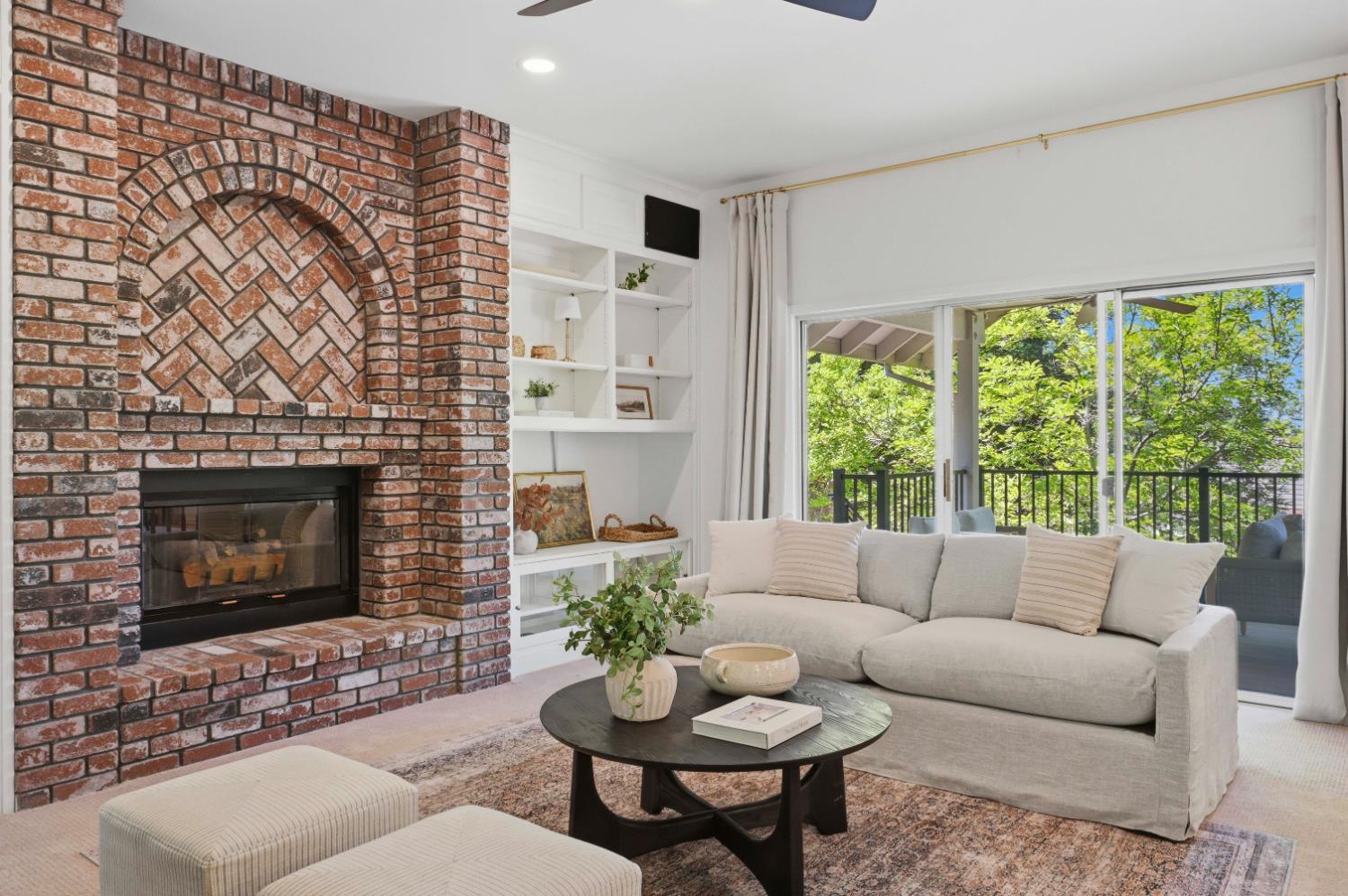 112 Woodsmoke Way