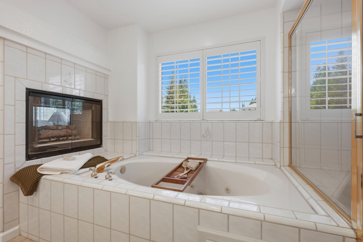 112 Woodsmoke Way