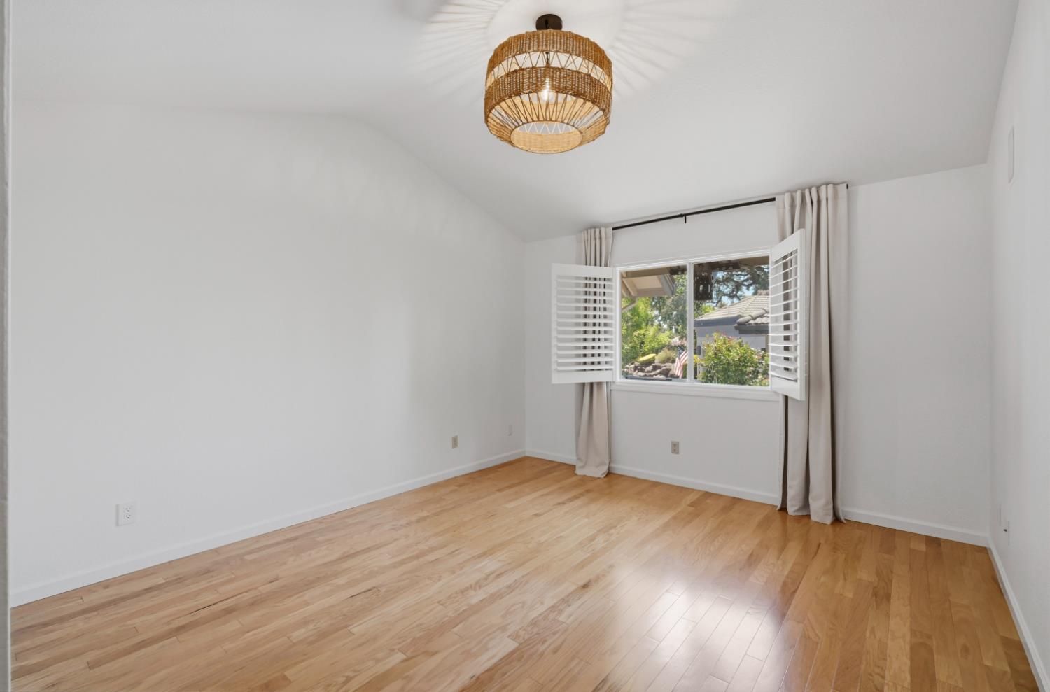 112 Woodsmoke Way
