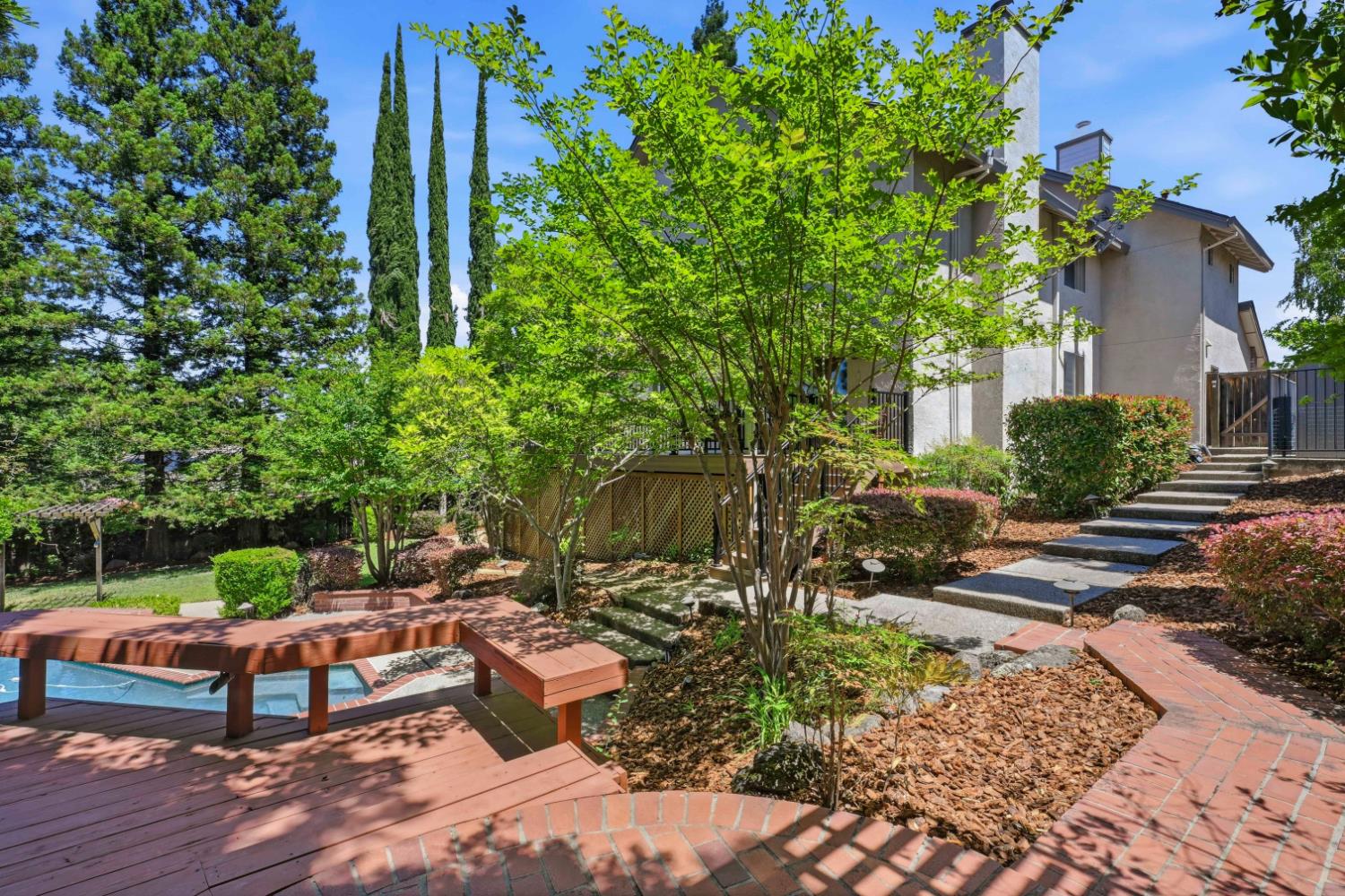 112 Woodsmoke Way