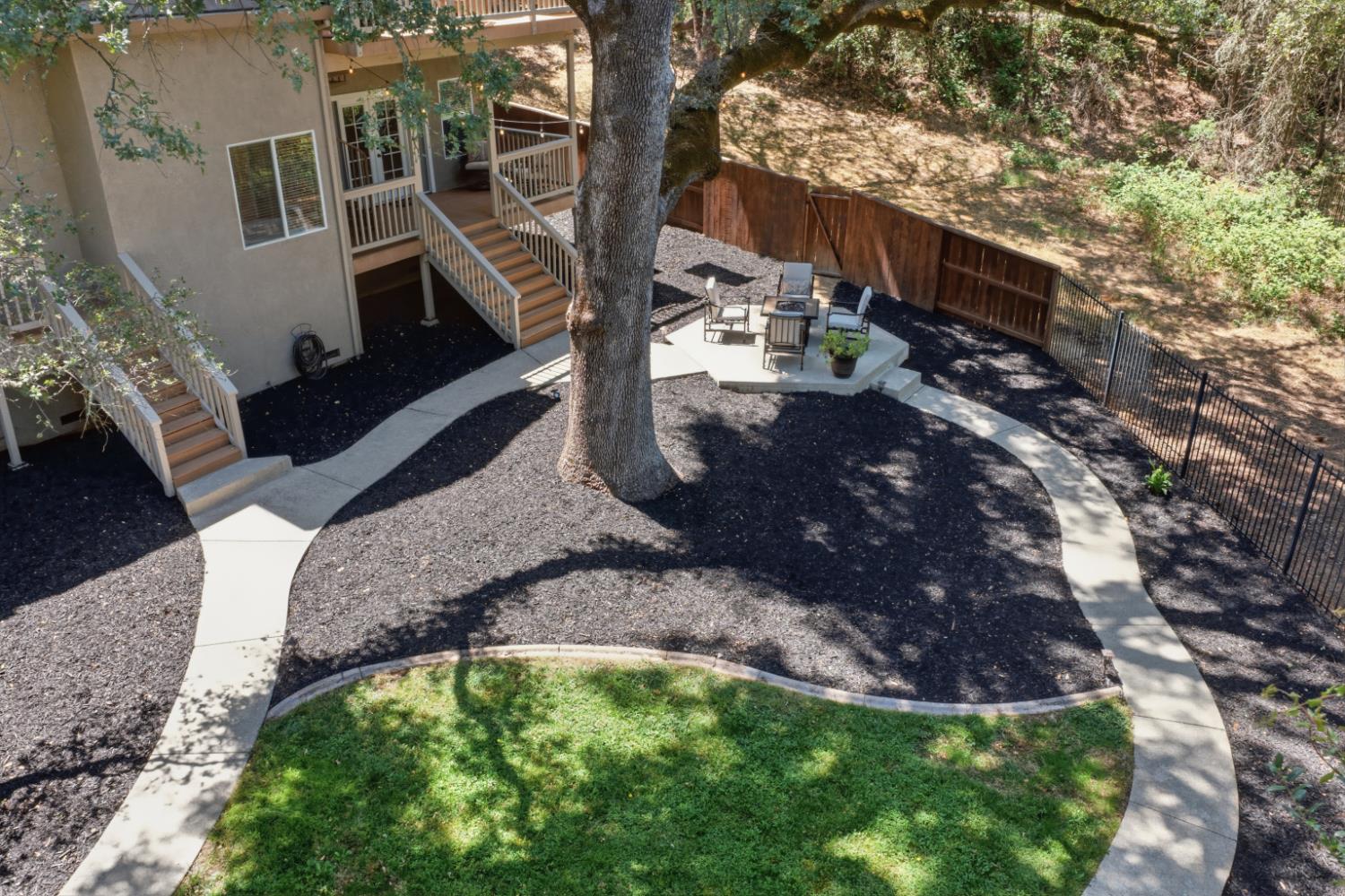 3036 Brackenwood Place