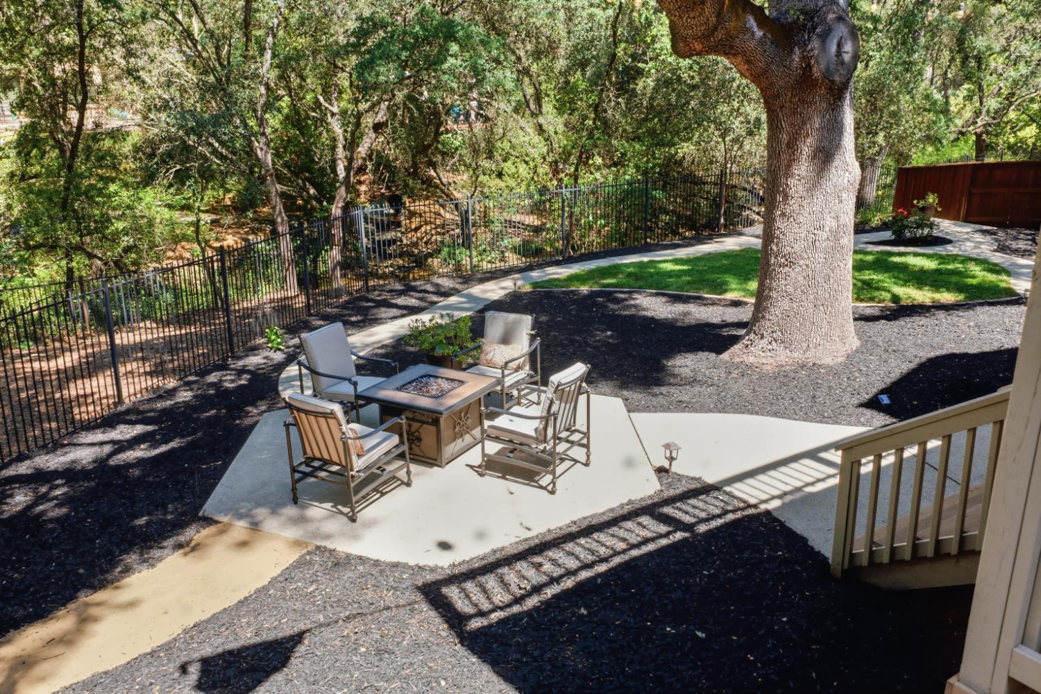 3036 Brackenwood Place