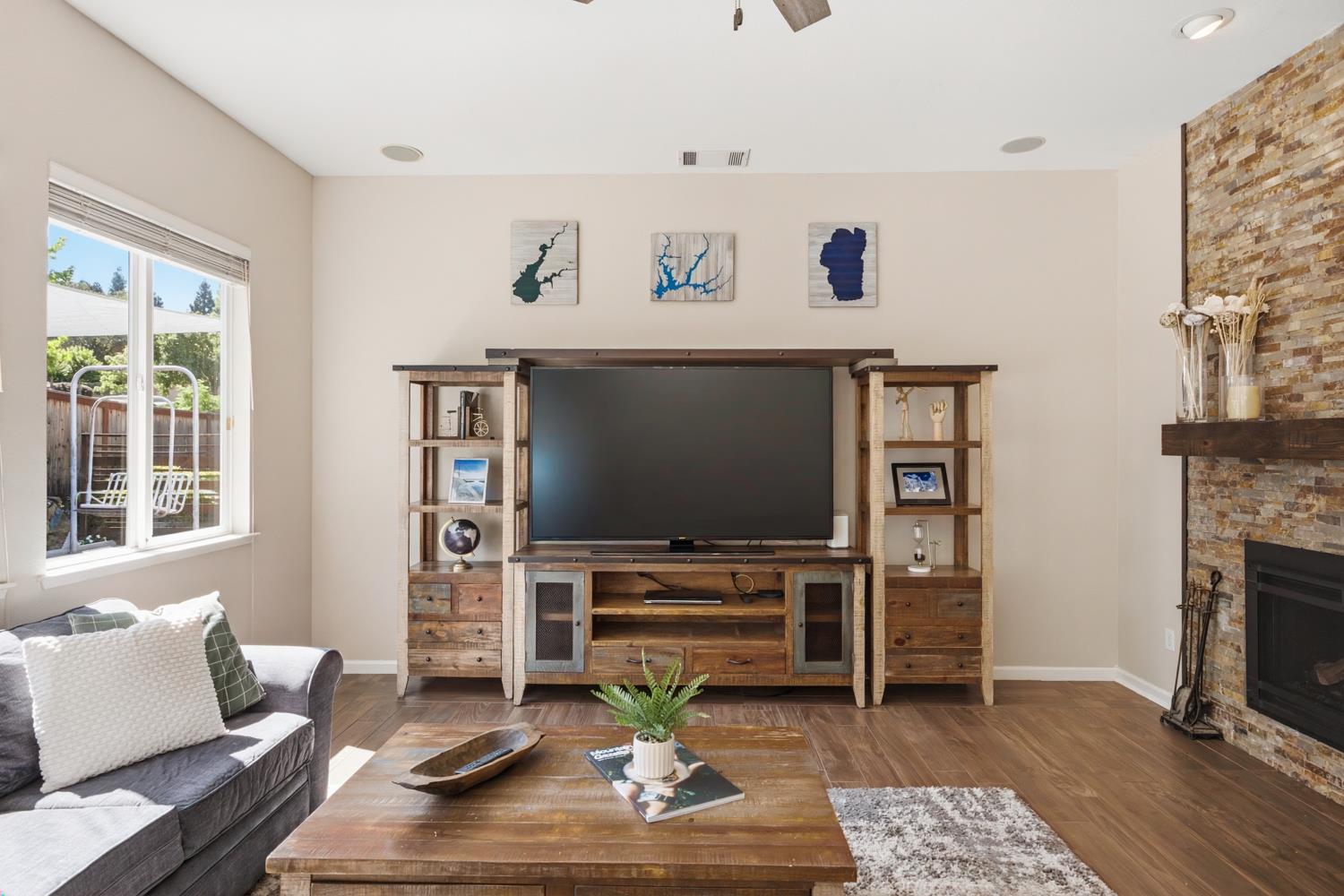 1504 Halifax Way