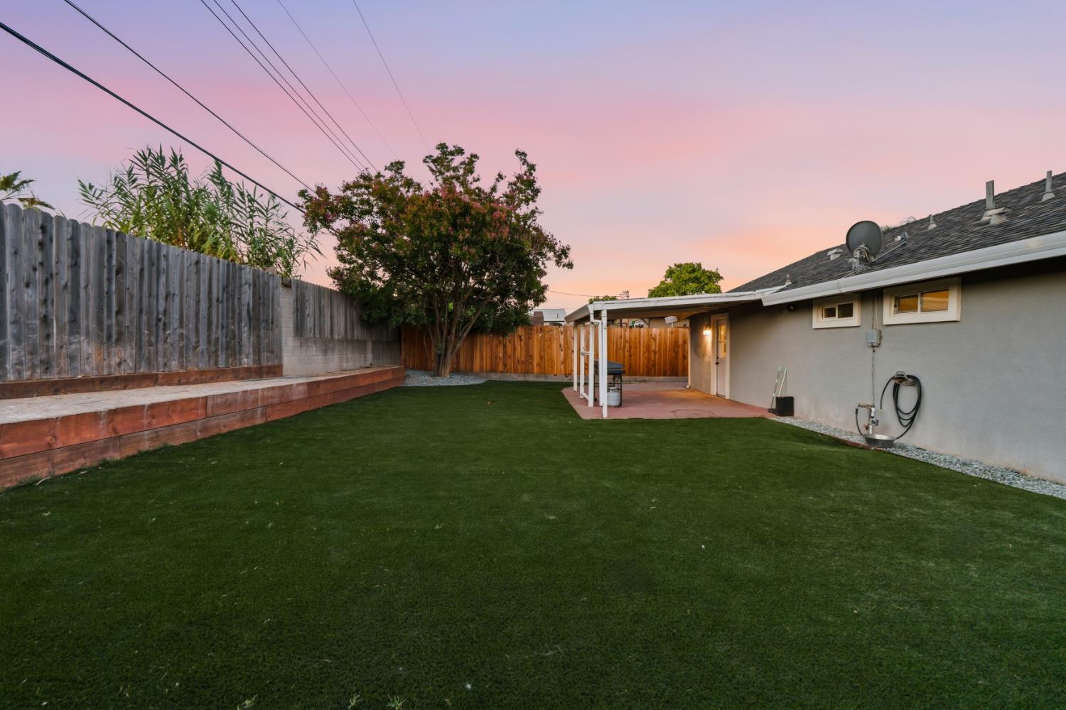 6577 Thomas Drive