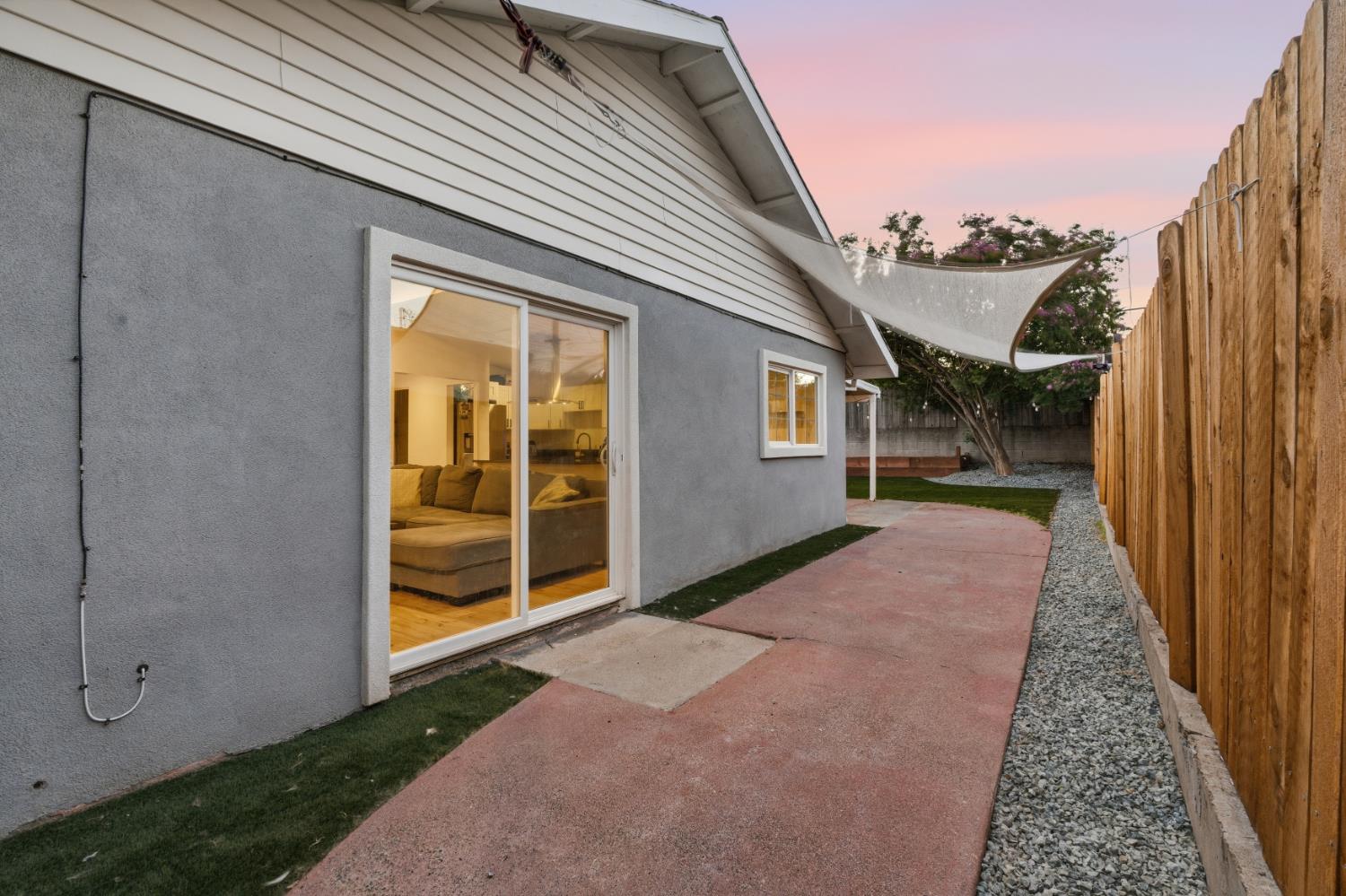 6577 Thomas Drive