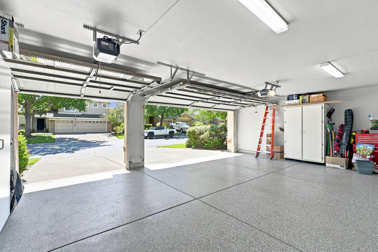 3931 Ironwood Drive