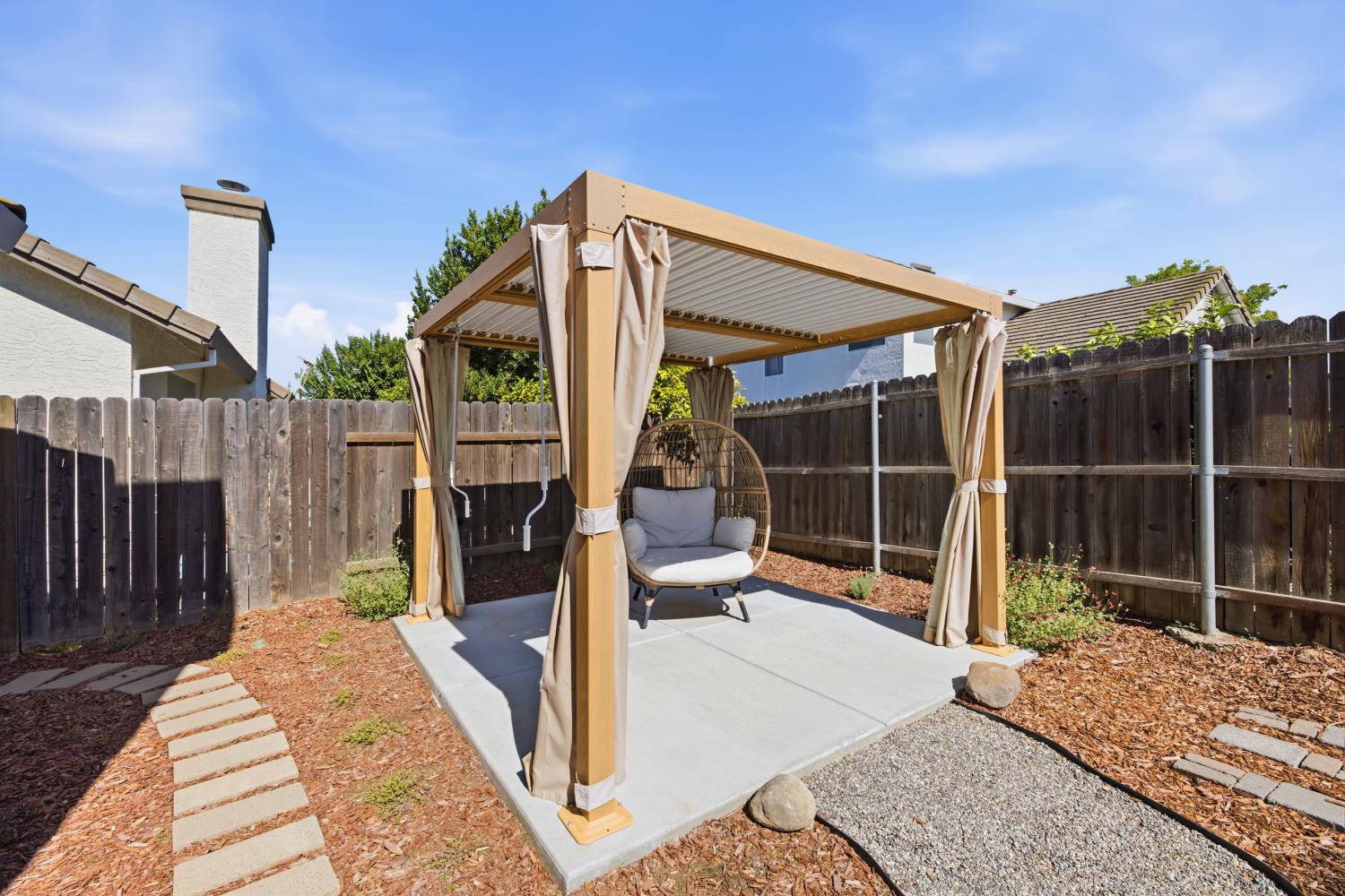 5112 Homeland Court