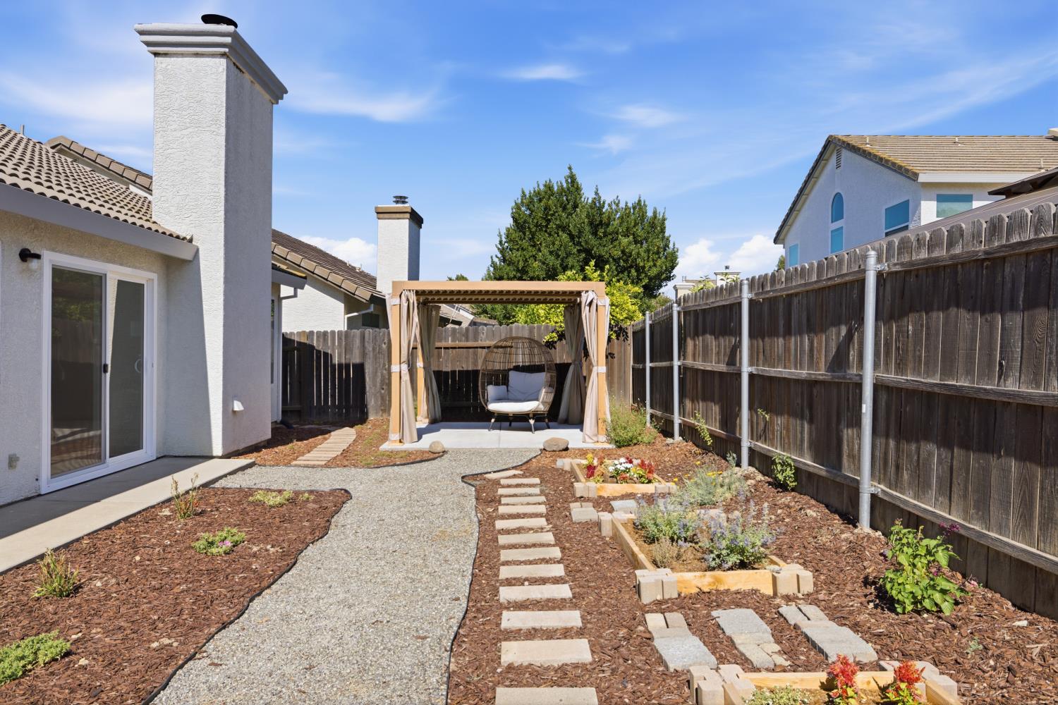 5112 Homeland Court