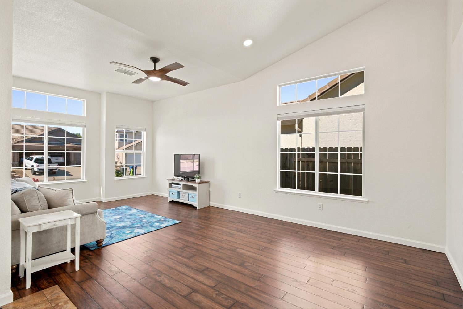 5112 Homeland Court