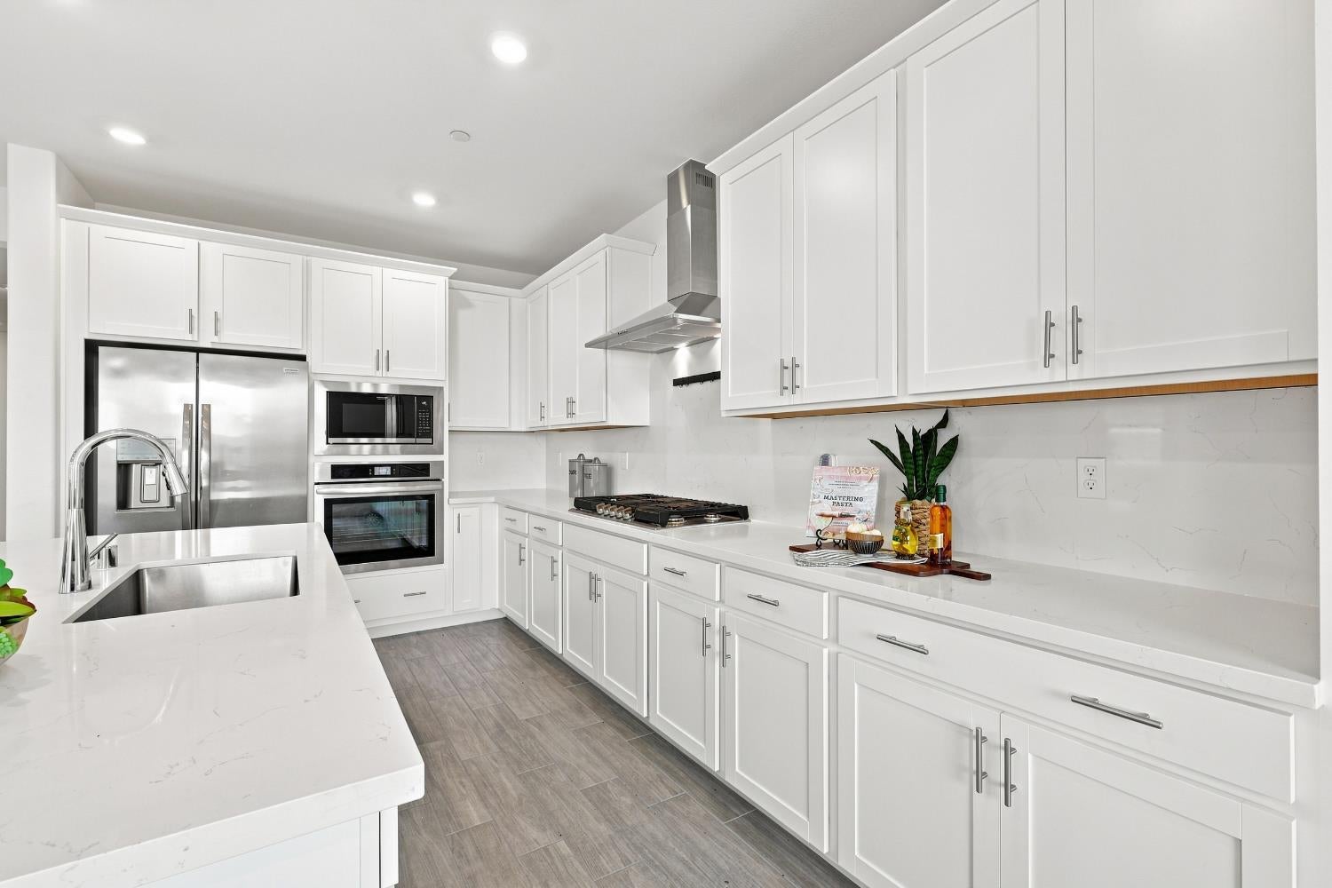 12676 Toucan Circle