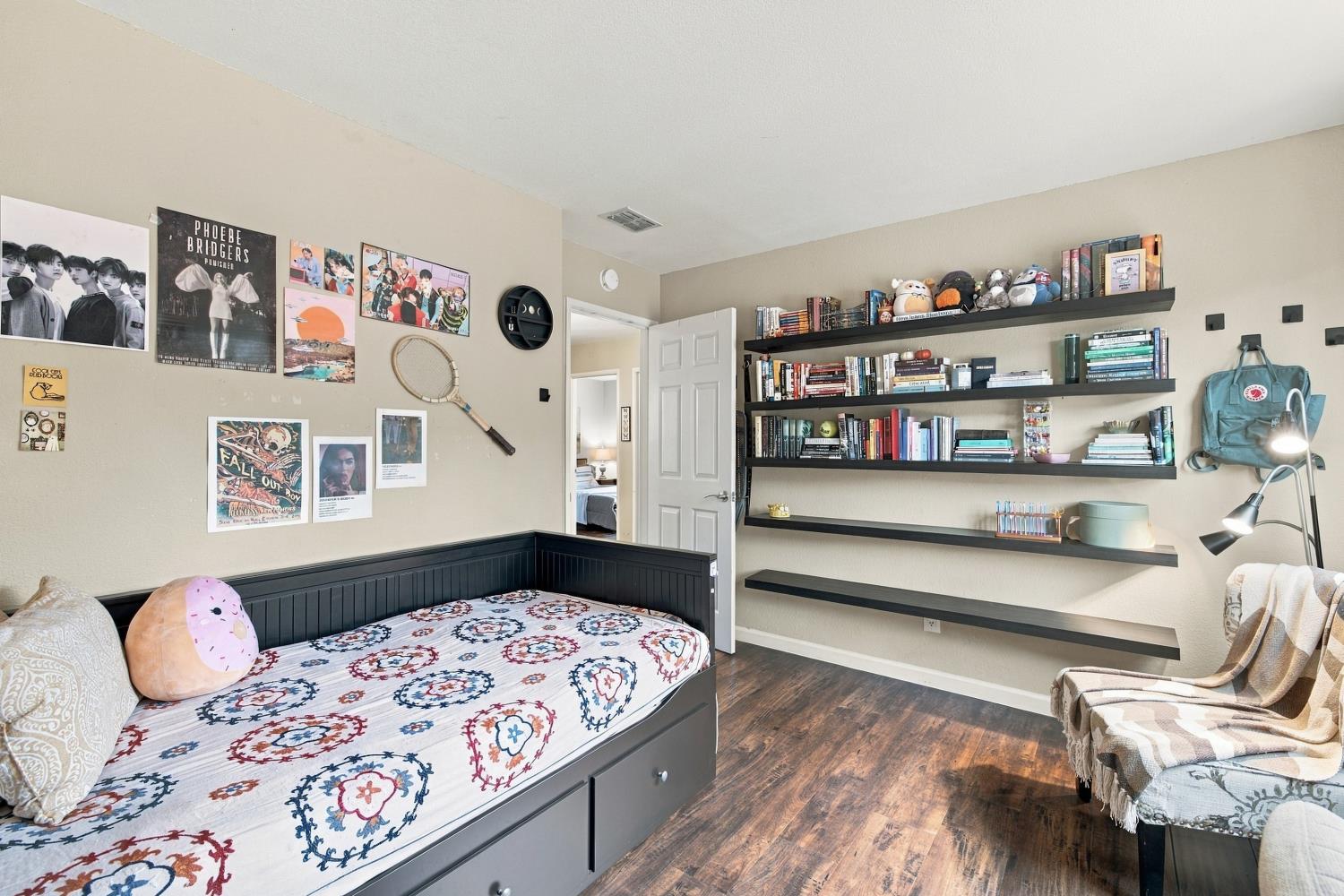 2221 Peggy Lane