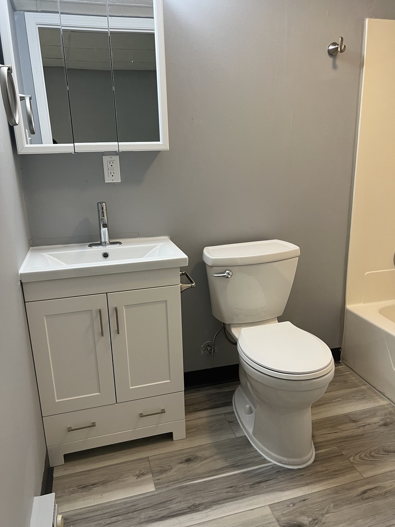 530 E 3rd Street Unit: G