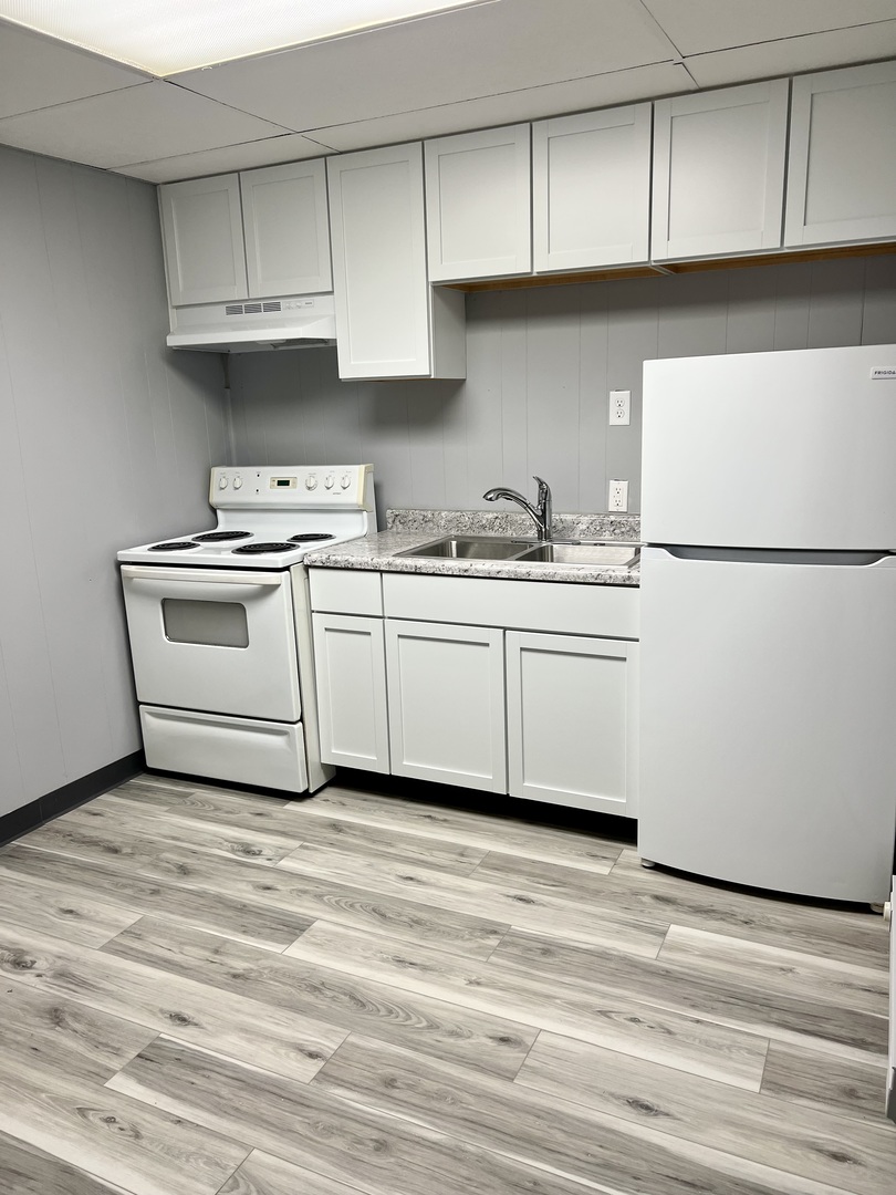 530 E 3rd Street Unit: G