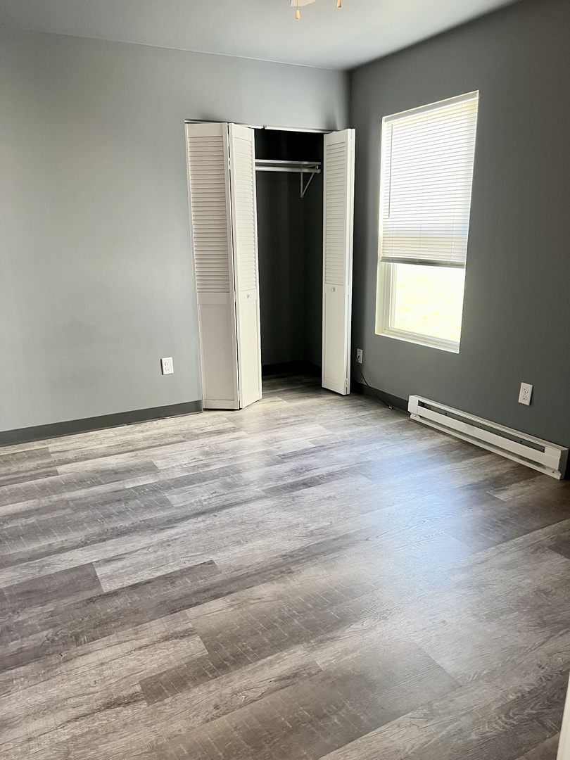 530 E 3rd Street Unit: F