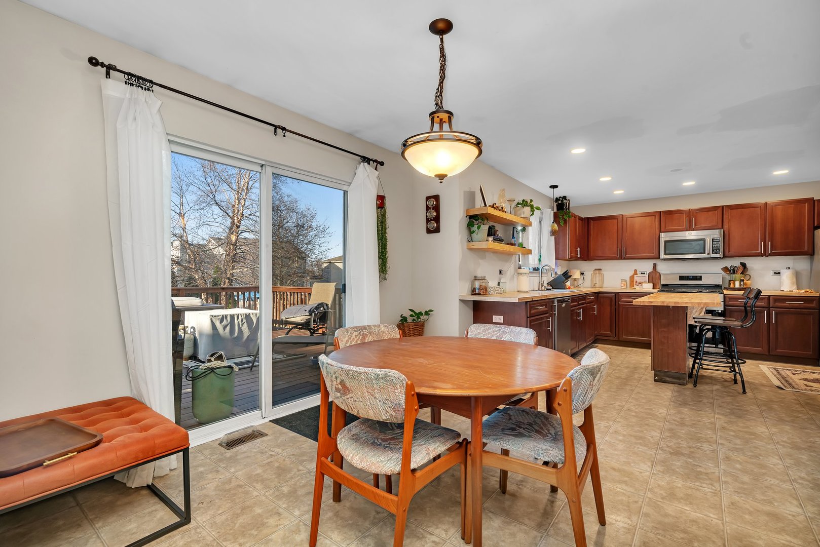 26330 W Bayberry Court