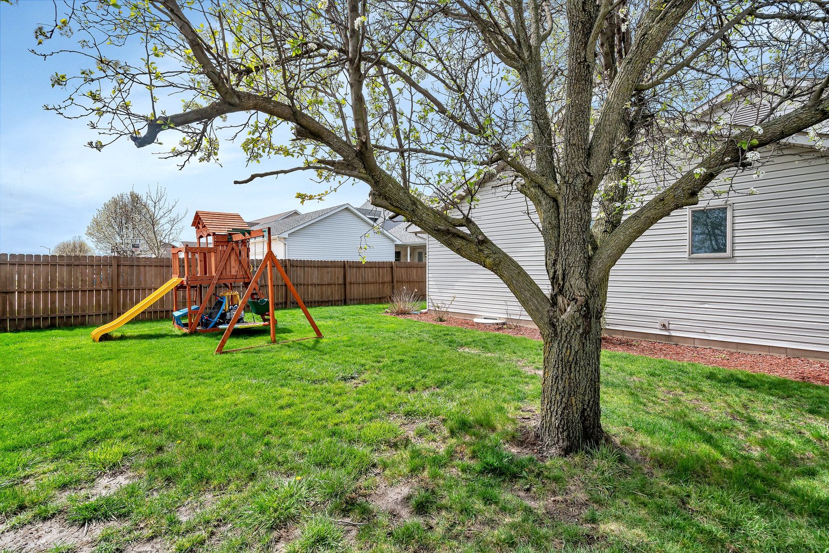 2685 E Border Street