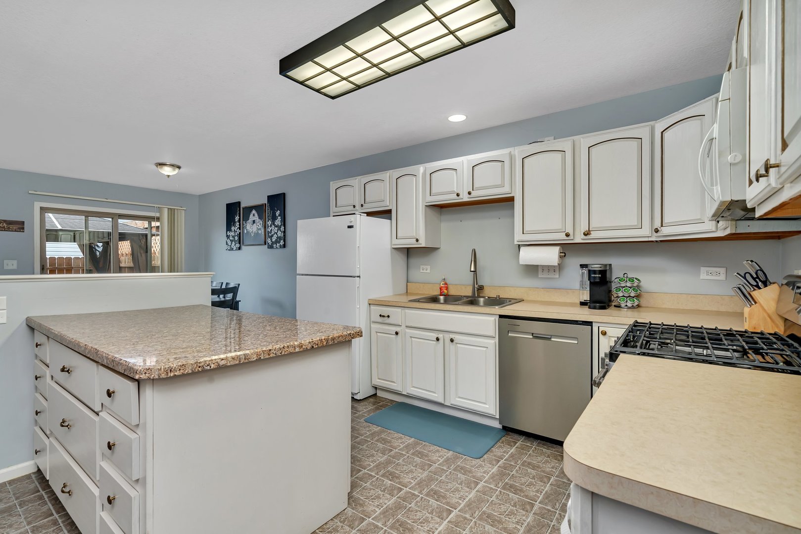 2685 E Border Street