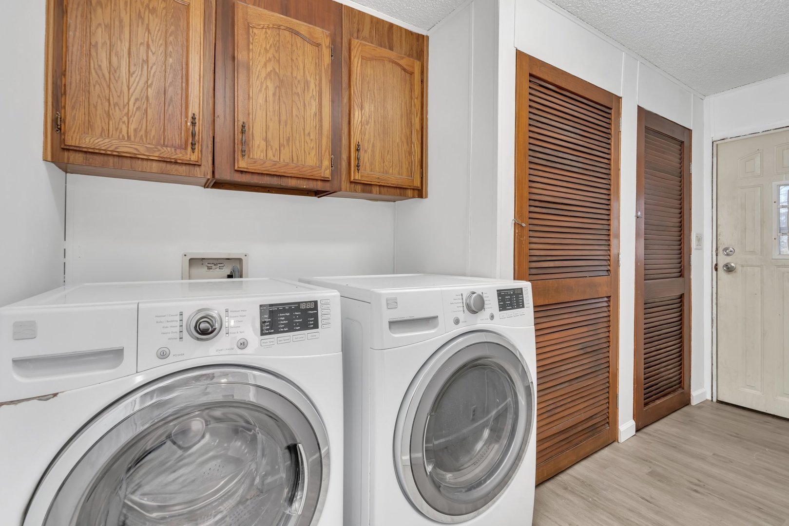 1130 N Division Street