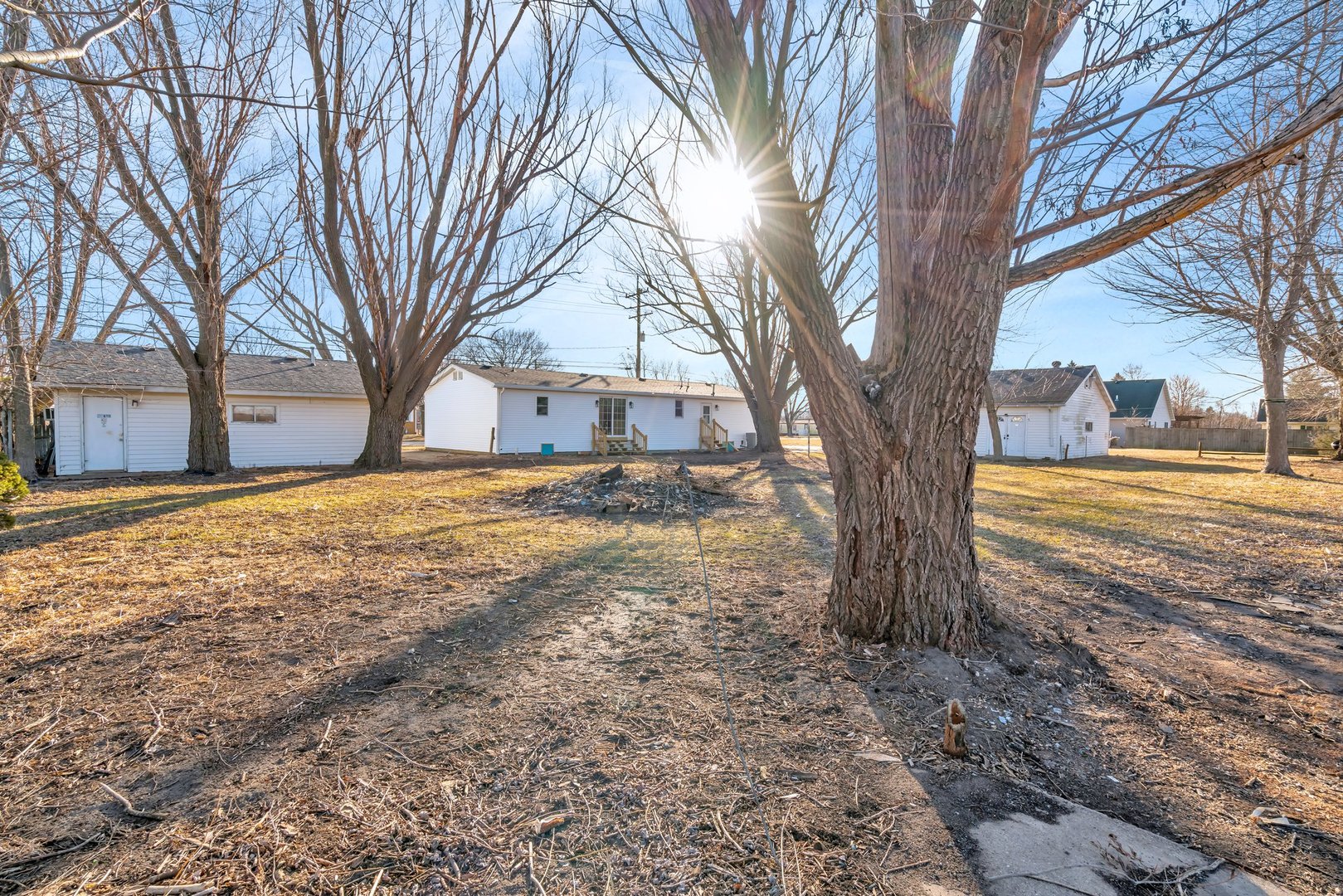 1130 N Division Street