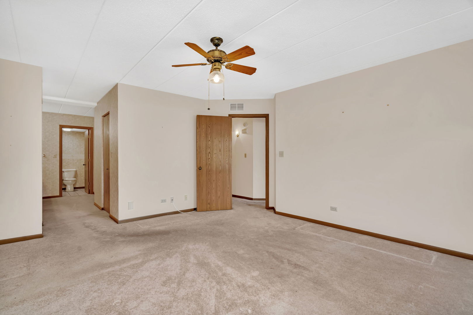 2525 Harbor Drive Unit: 2525