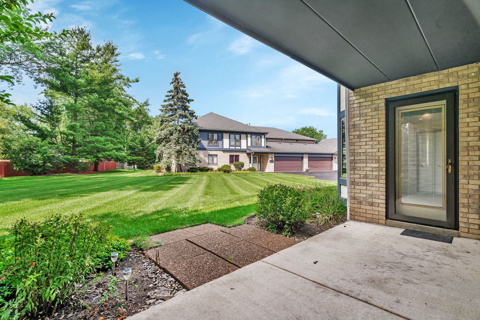 2525 Harbor Drive Unit: 2525