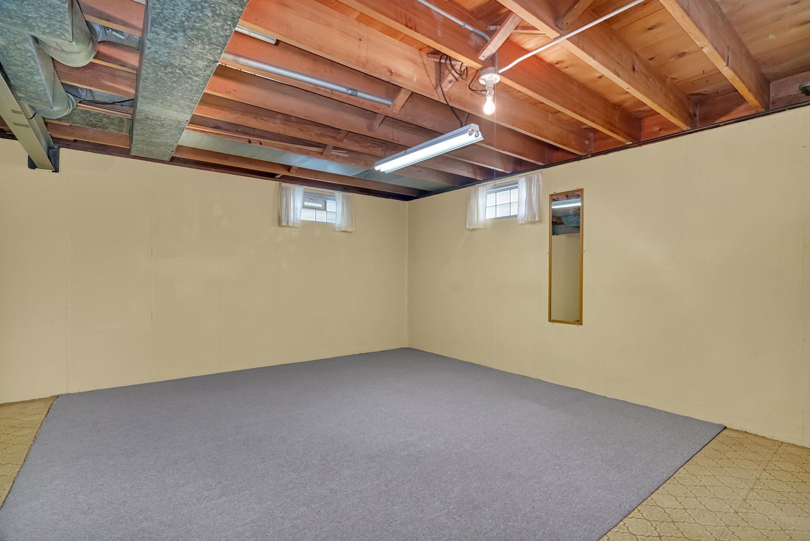 1308 Hosmer Street