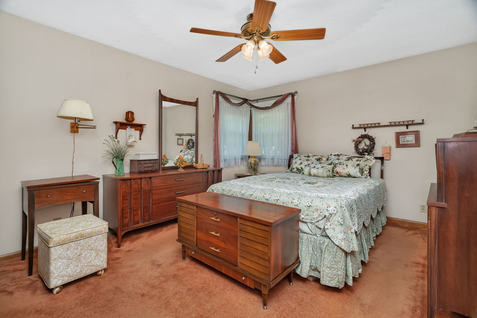 335 N Washington Street