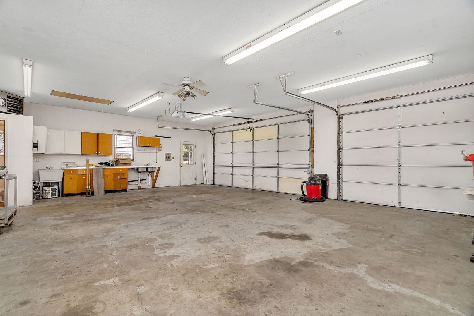 185 E Division Street