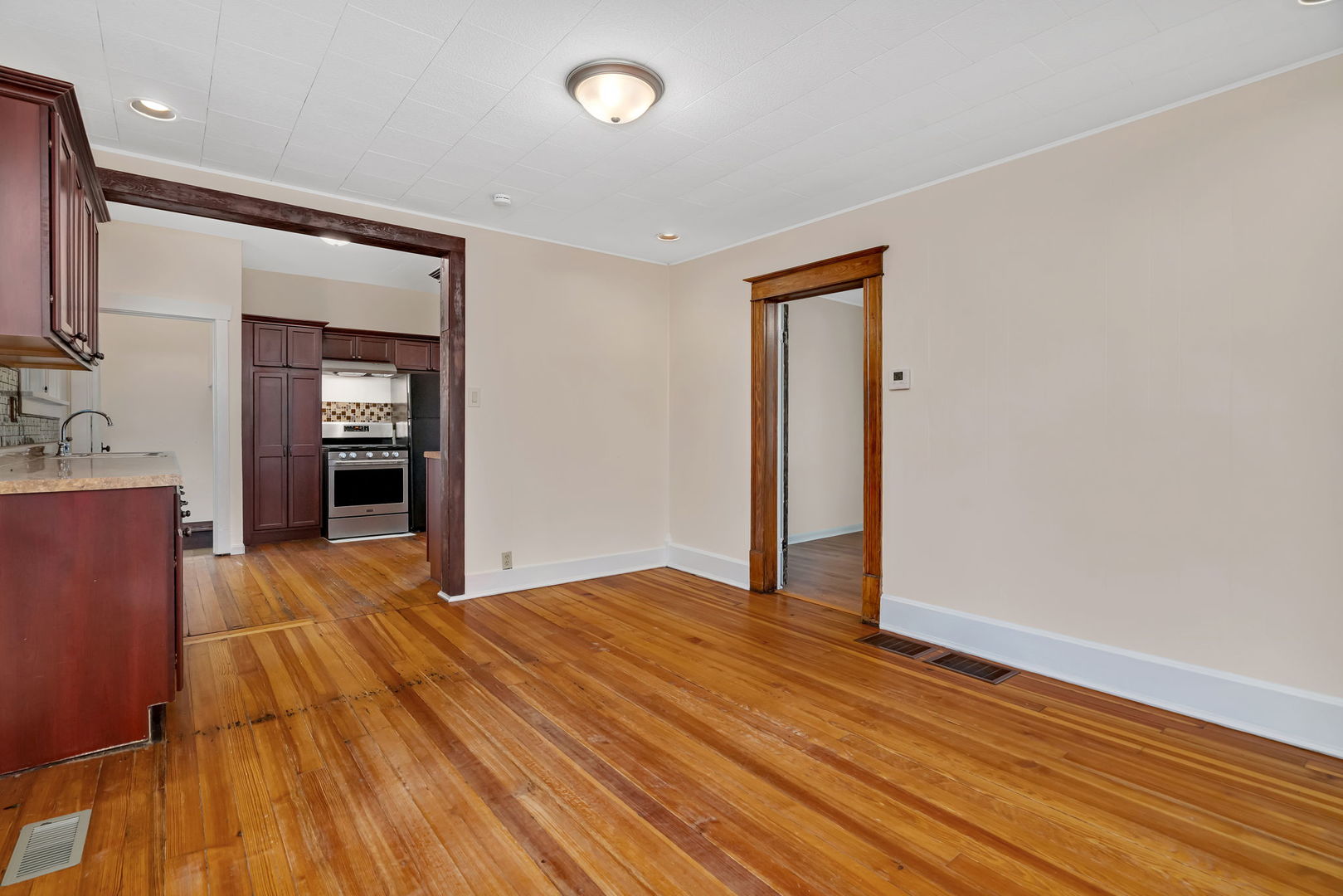 185 E Division Street