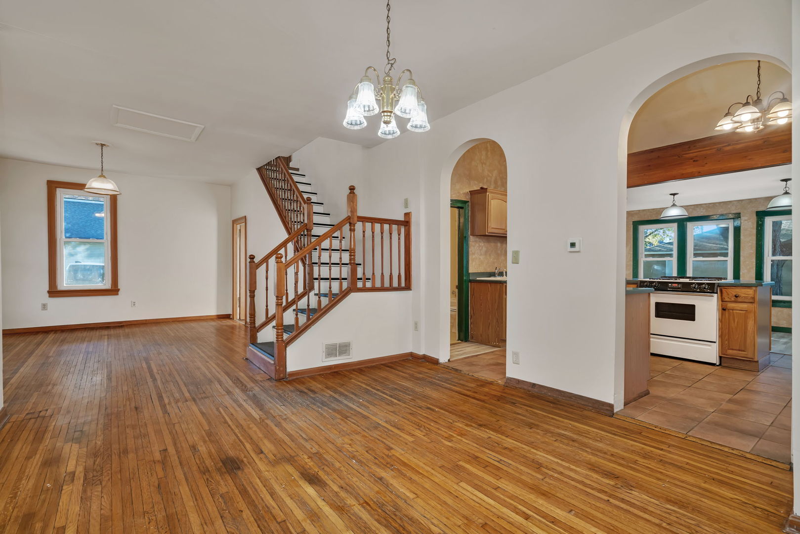 627 E Washington Street