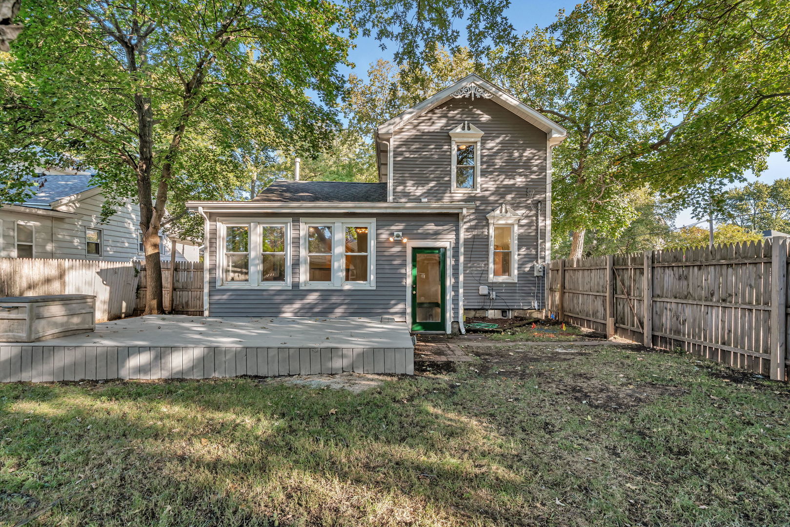 627 E Washington Street