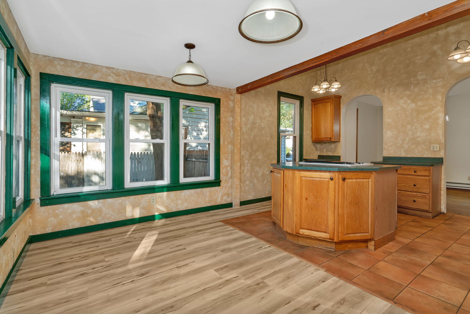 627 E Washington Street