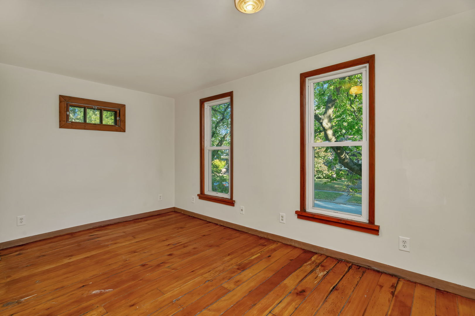 627 E Washington Street