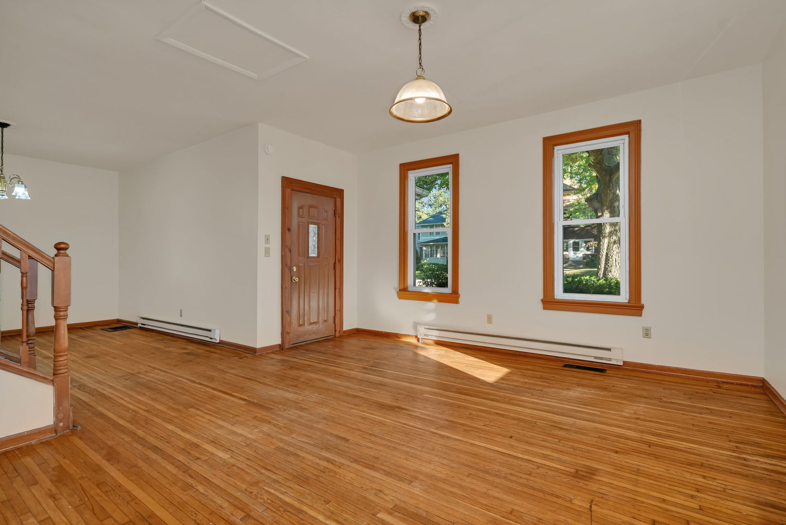 627 E Washington Street